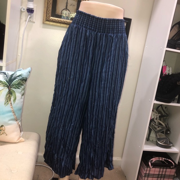 Ana A New Approach High Rise Cropped Wide Leg Pant - Picture 4 of 10